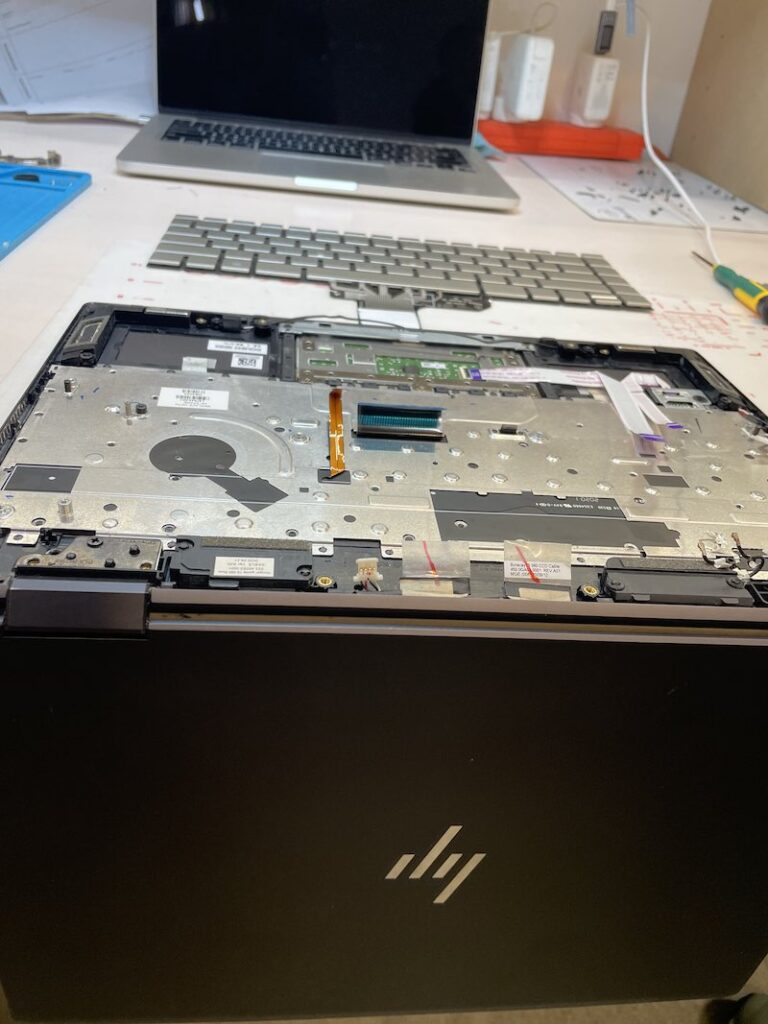 HP Envy Battery and Keyboard