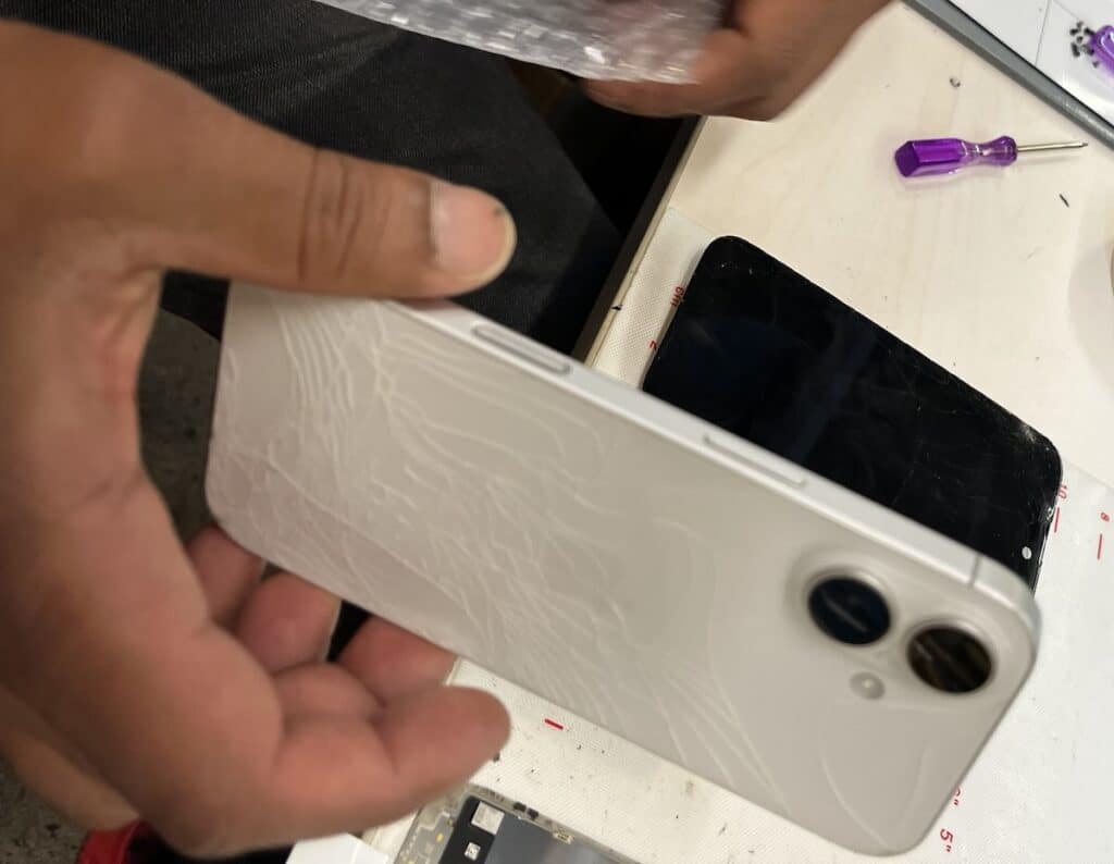 iPhone 17 repair