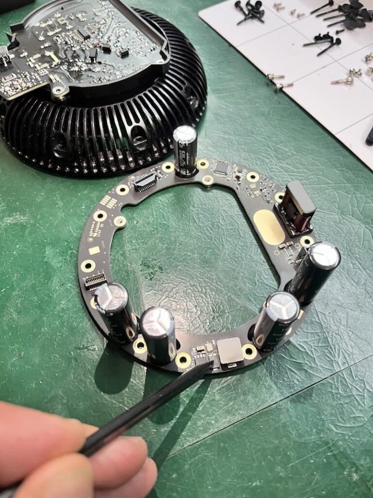 HomePod schottky diode